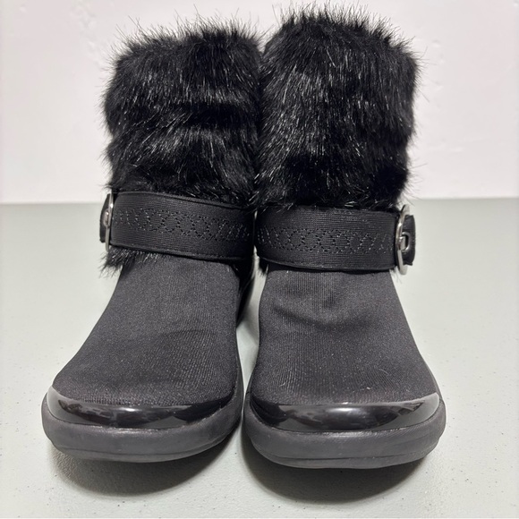 Bzees Ooolala! Faux Fur Boots Women's Size 9M Black Pull On Fabric Upper Comfort - Picture 2 of 13